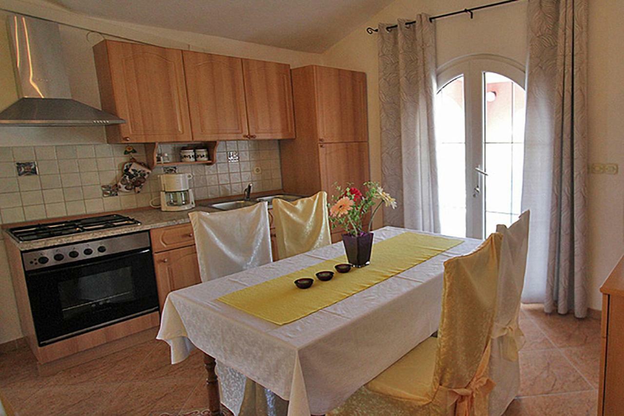 Villa Lilly Cesarica Extérieur photo