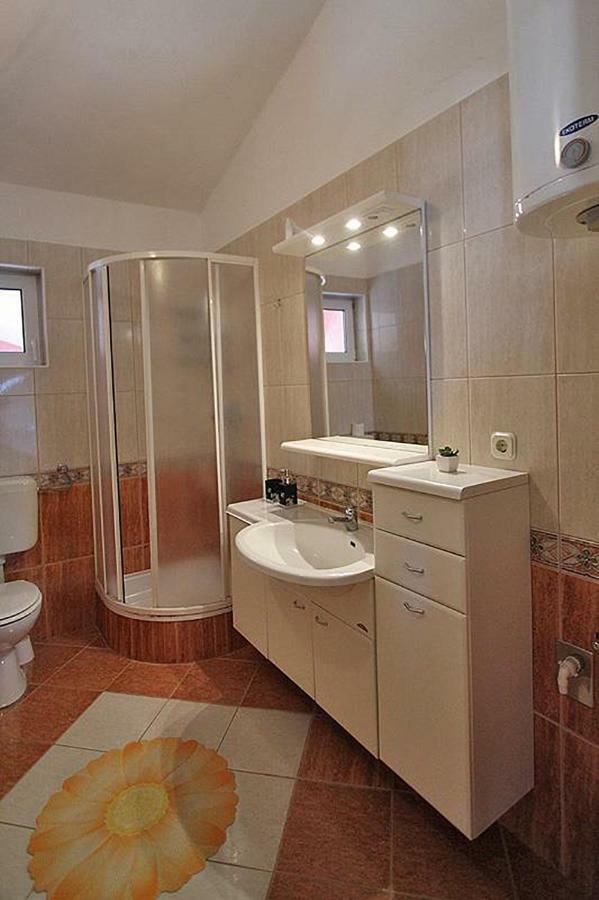 Villa Lilly Cesarica Extérieur photo