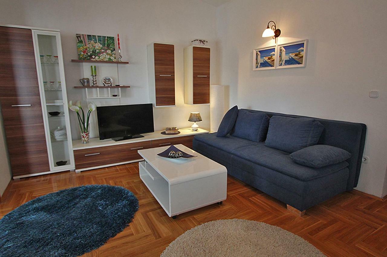 Villa Lilly Cesarica Extérieur photo