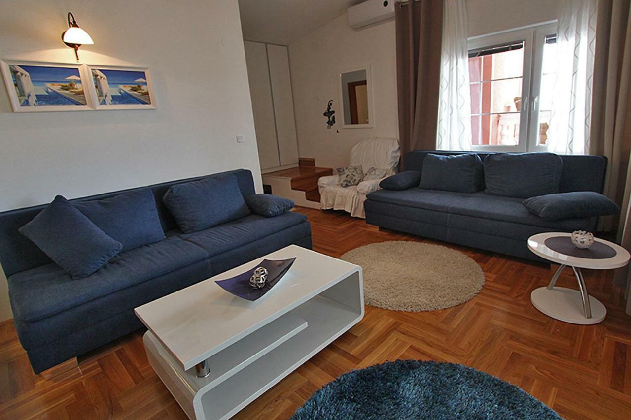 Villa Lilly Cesarica Extérieur photo